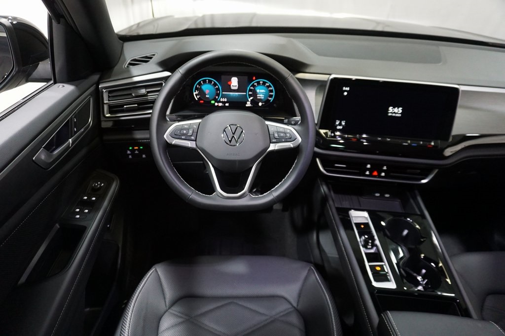 2025 Volkswagen Atlas Cross Sport SE Technology photo 11