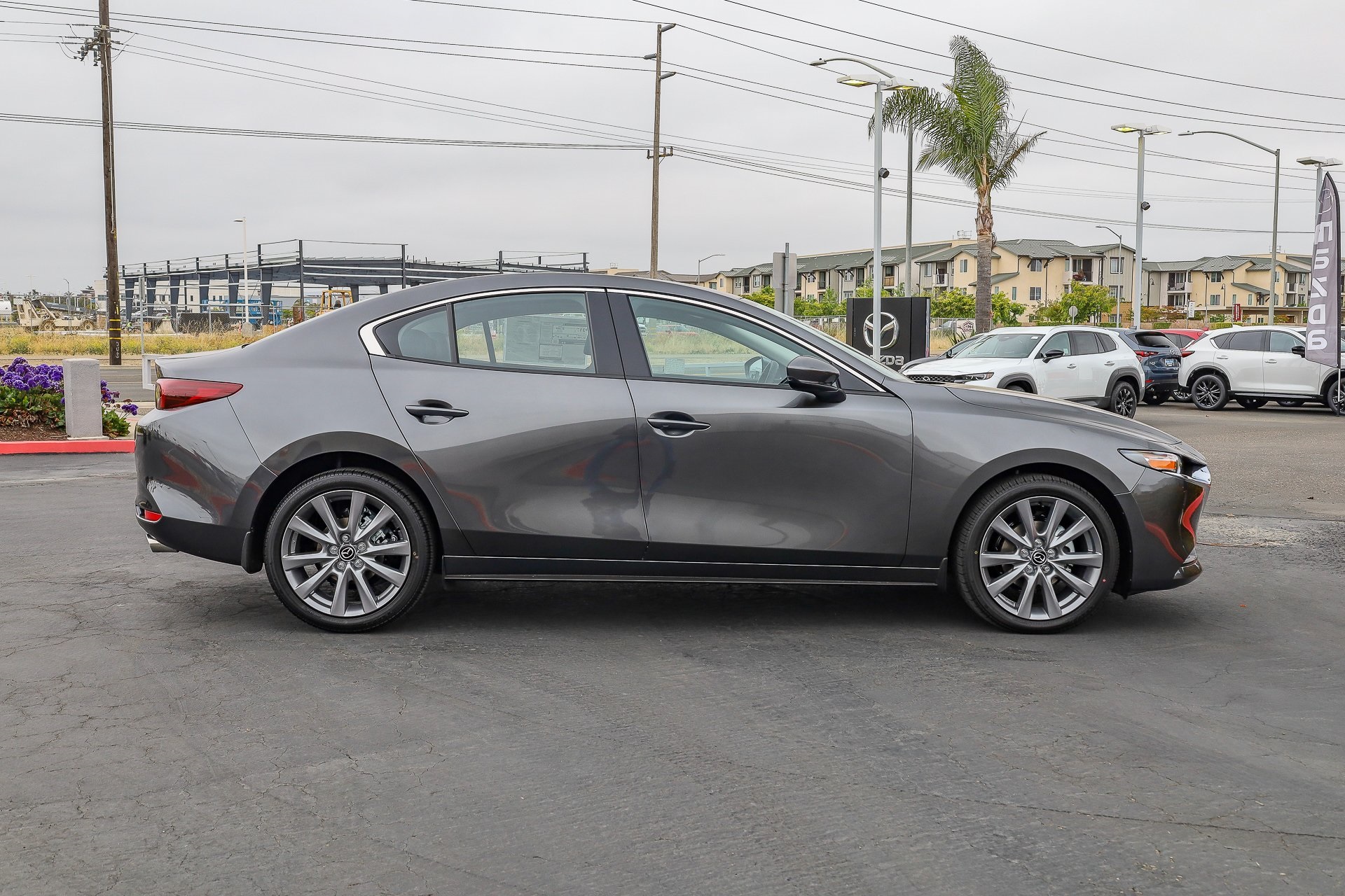 2025 Mazda Mazda3 Sedan 2.5 s Preferred photo 3