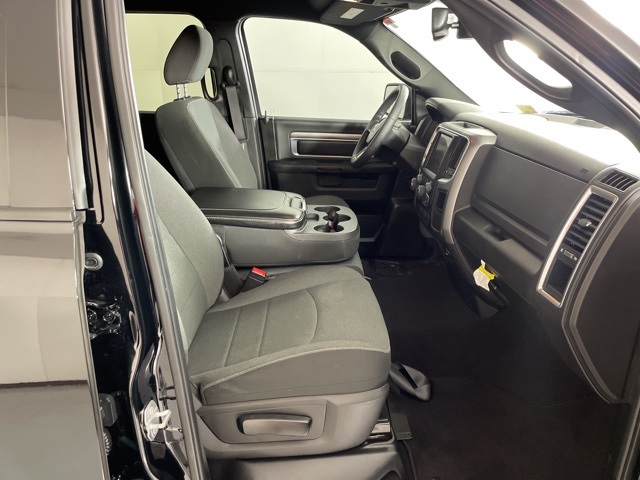 2022 Ram 1500 Classic Warlock photo 37