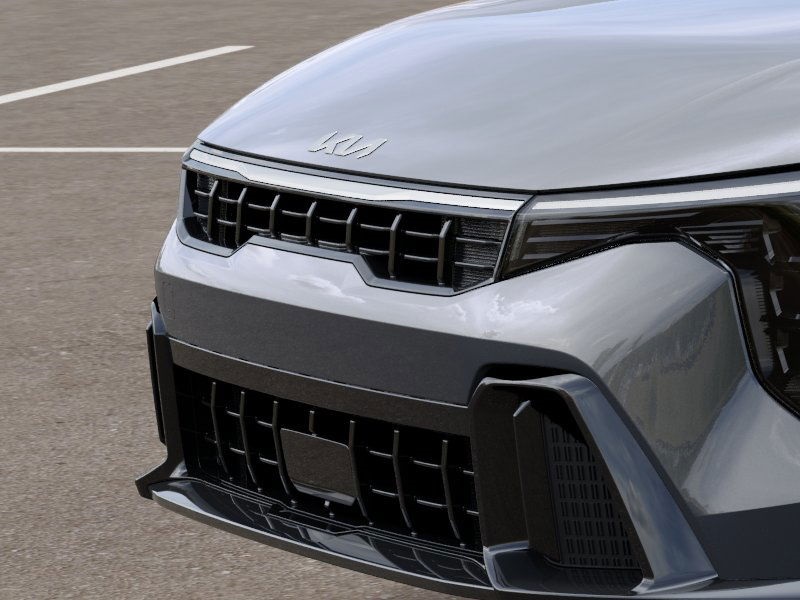 2025 Kia K4 GT-Line photo 11