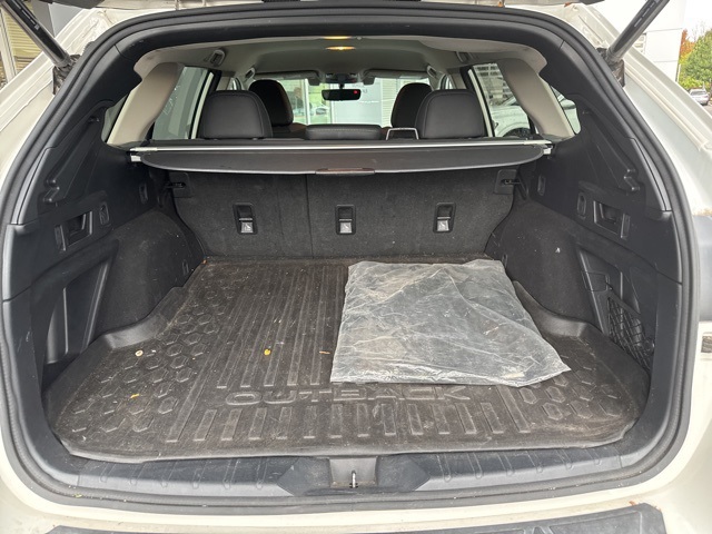 2021 Subaru Outback Onyx Edition XT photo 13