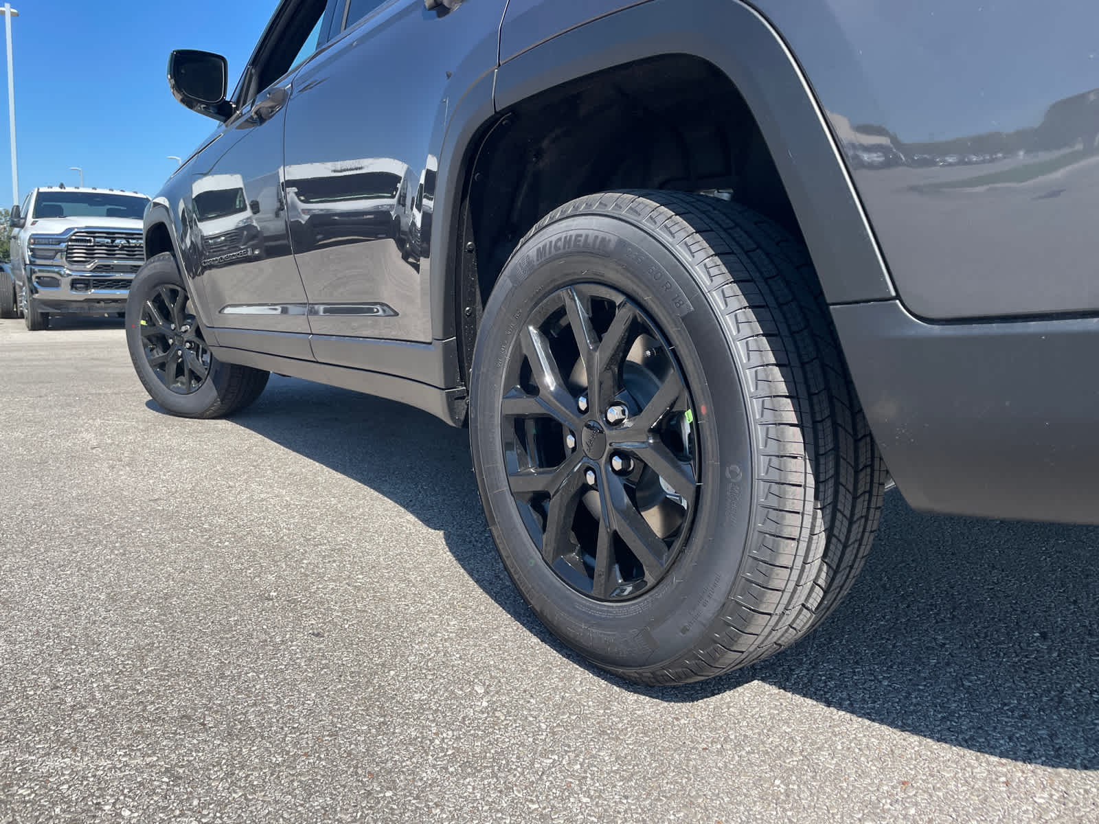 2025 Jeep Grand Cherokee Altitude photo 5