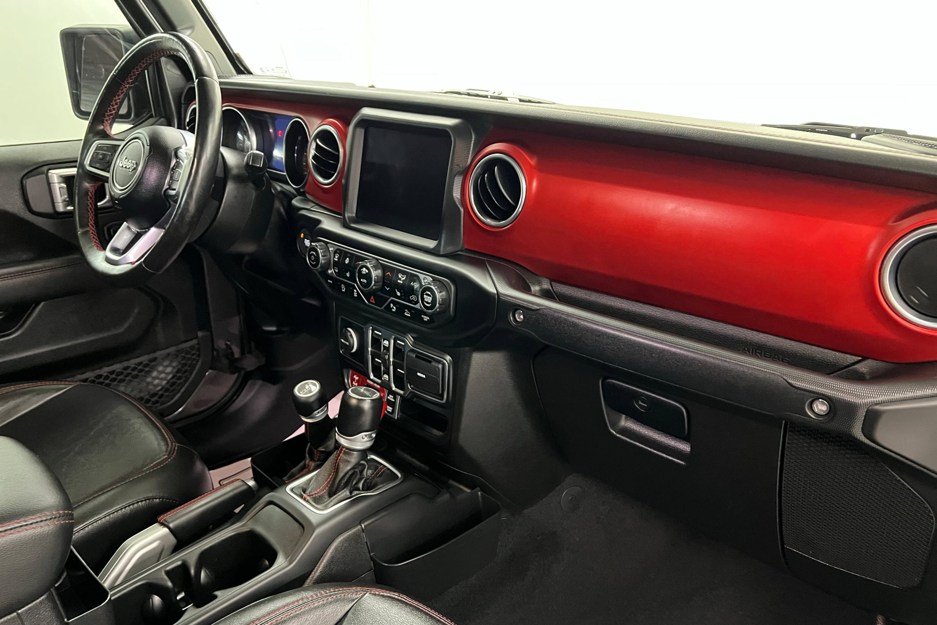 2020 Jeep Gladiator Rubicon photo 21