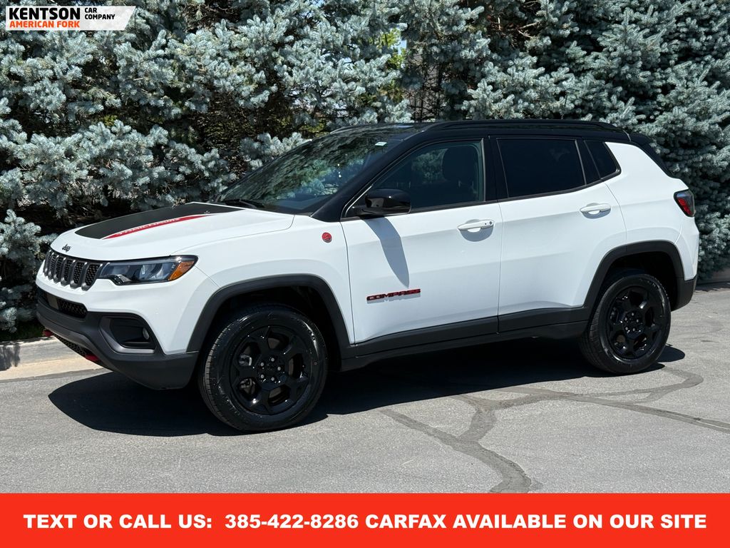 2023 Jeep Compass Trailhawk's photo