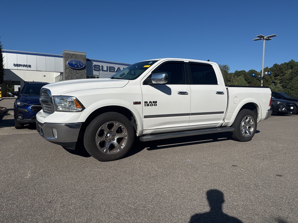 2018 Ram 1500 Laramie photo 2