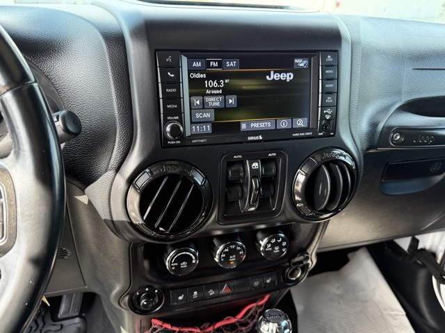 2018 Jeep Wrangler Unlimited Rubicon photo 19