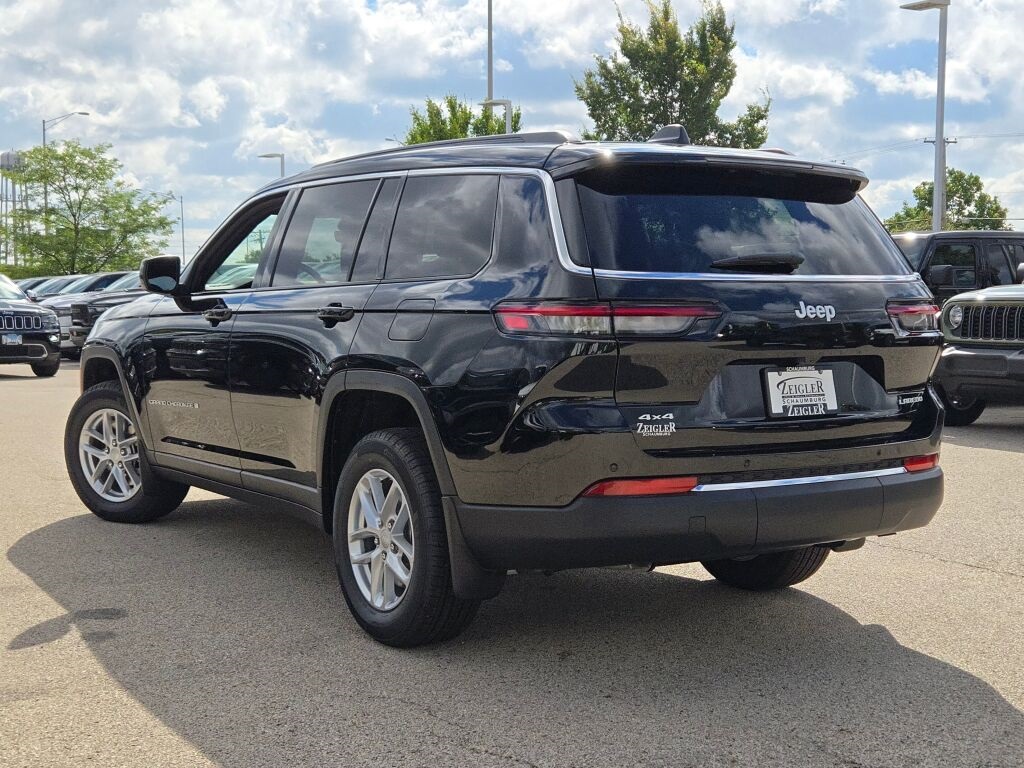 2025 Jeep Grand Cherokee Laredo photo 14