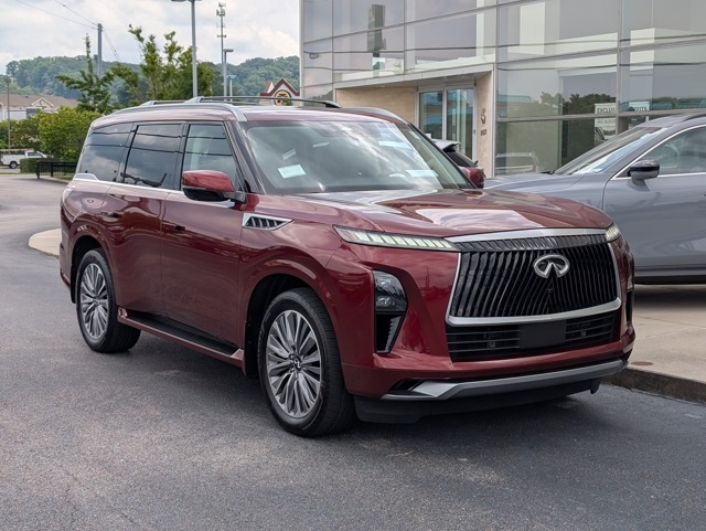 2025 Infiniti QX80 Luxe photo 8