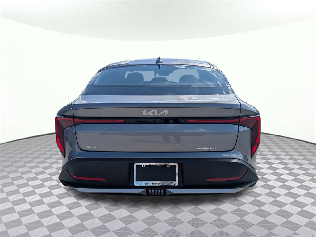 2025 Kia K4 LXS photo 4