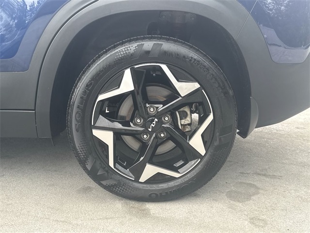 2024 Kia Seltos EX photo 11