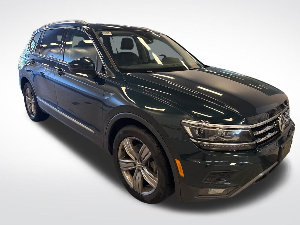 2018 Volkswagen Tiguan SEL Premium photo 2