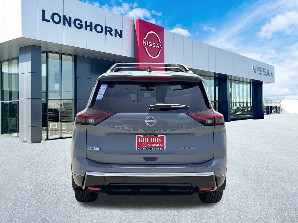 2025 Nissan Rogue Platinum photo 3