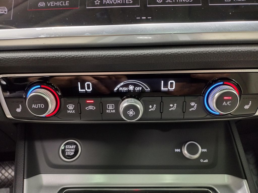 2024 Audi Q3 Premium Plus S line photo 29