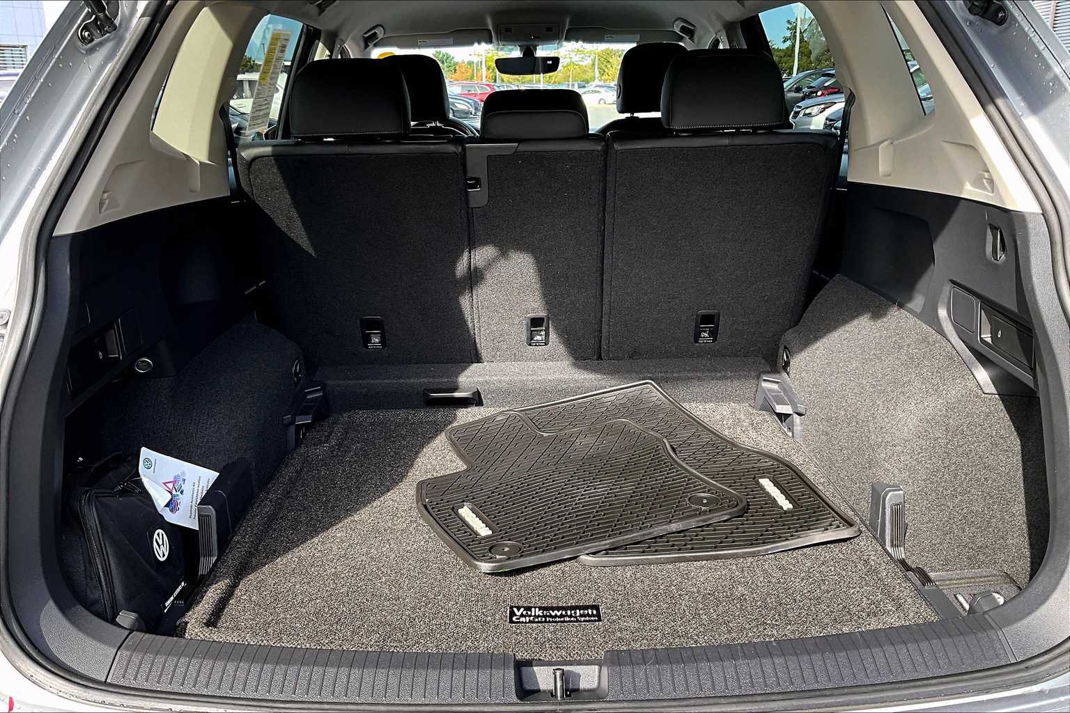 2020 Volkswagen Tiguan SE photo 31
