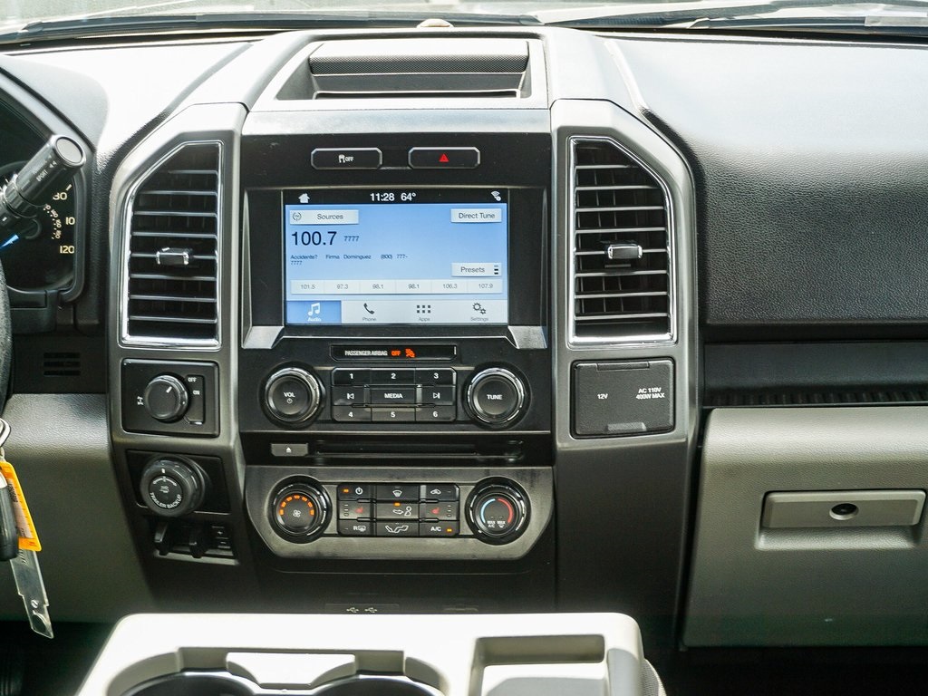 2016 Ford F-150 XLT photo 15