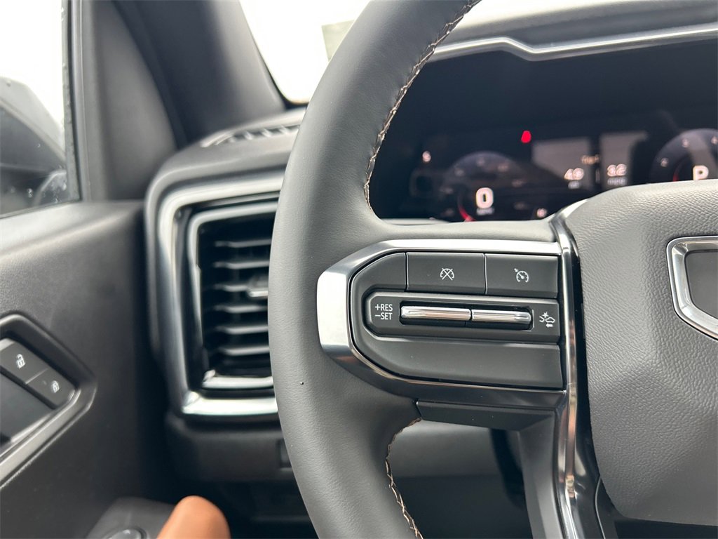 2026 GMC CANYON - Image 18