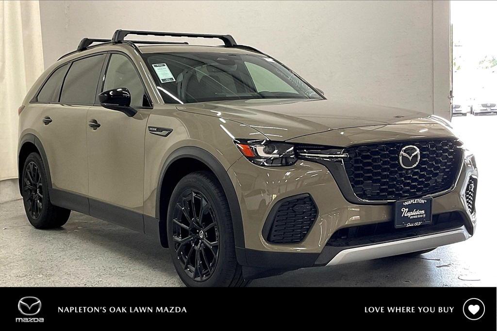 2025 Mazda CX-70 Premium Plus Package's photo