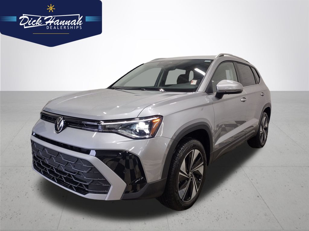 2025 Volkswagen Taos SE's photo