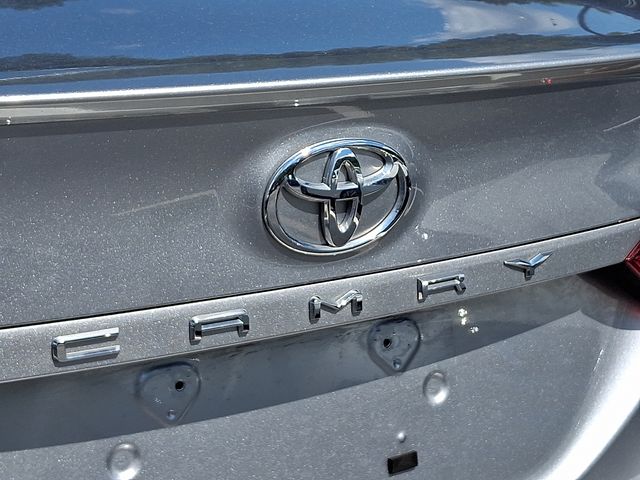 2024 Toyota Camry SE photo 6