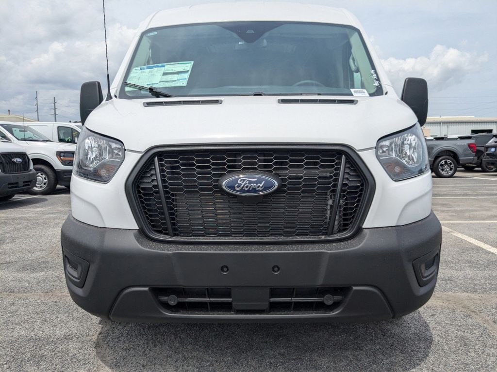 2025 Ford Transit photo 9