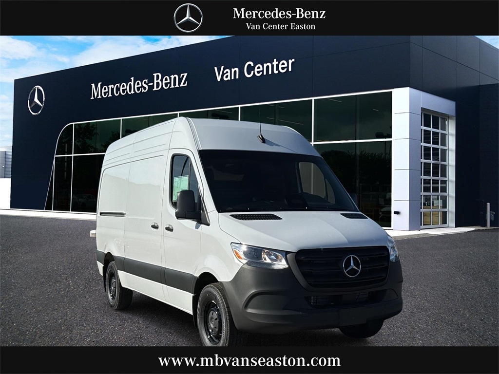 2026 Mercedes-Benz Sprinter Cargo Van Base's photo