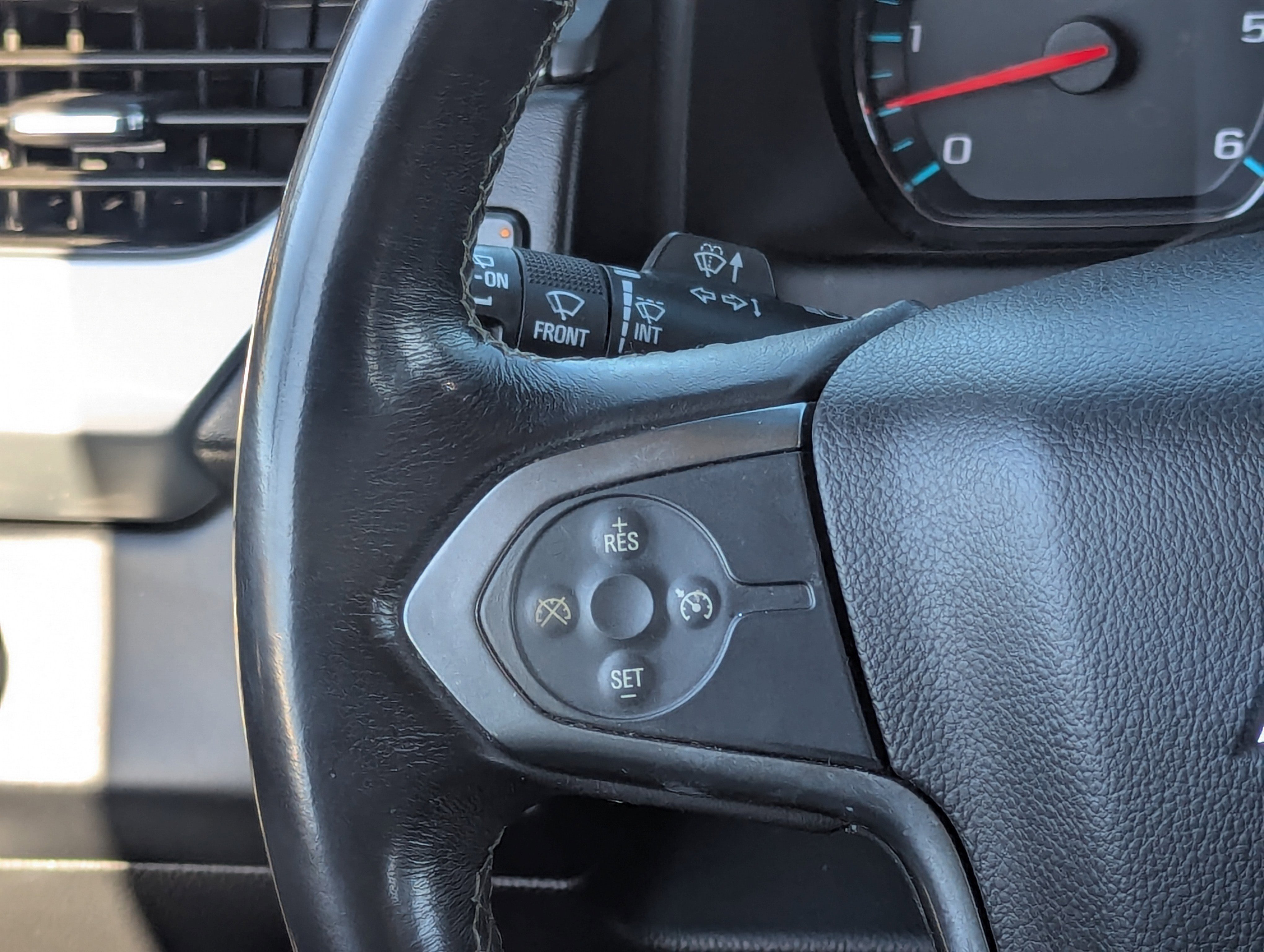 2018 Chevrolet Tahoe LS photo 3