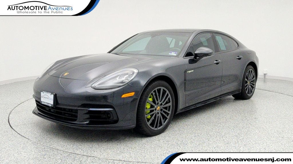 2019 Porsche Panamera 4 E-Hybrid's photo