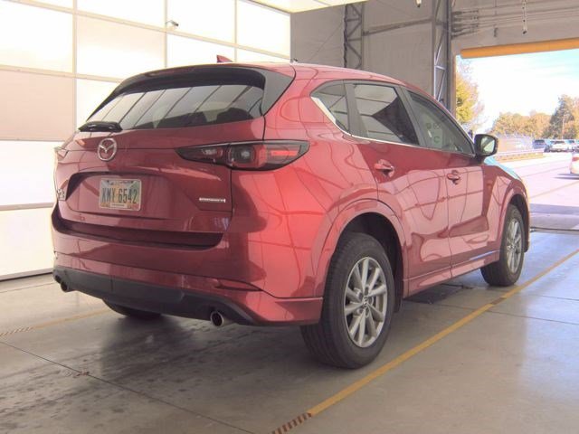 2025 Mazda CX-5 2.5 S Preferred photo 3