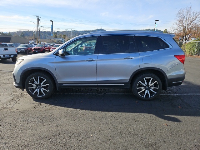 2019 Honda Pilot Touring photo 3