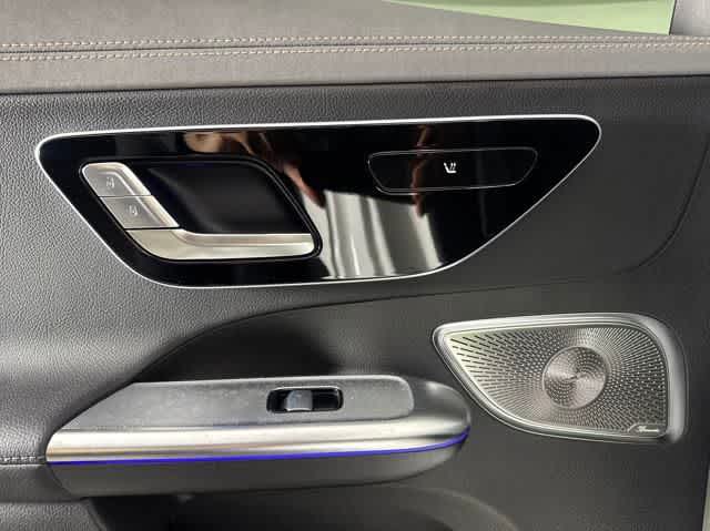 2025 Mercedes Benz EQE SUV 350 photo 28