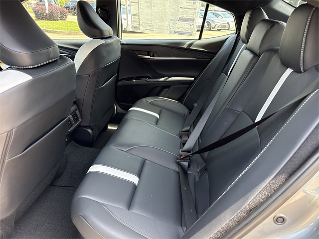 2025 Toyota Camry SE photo 12