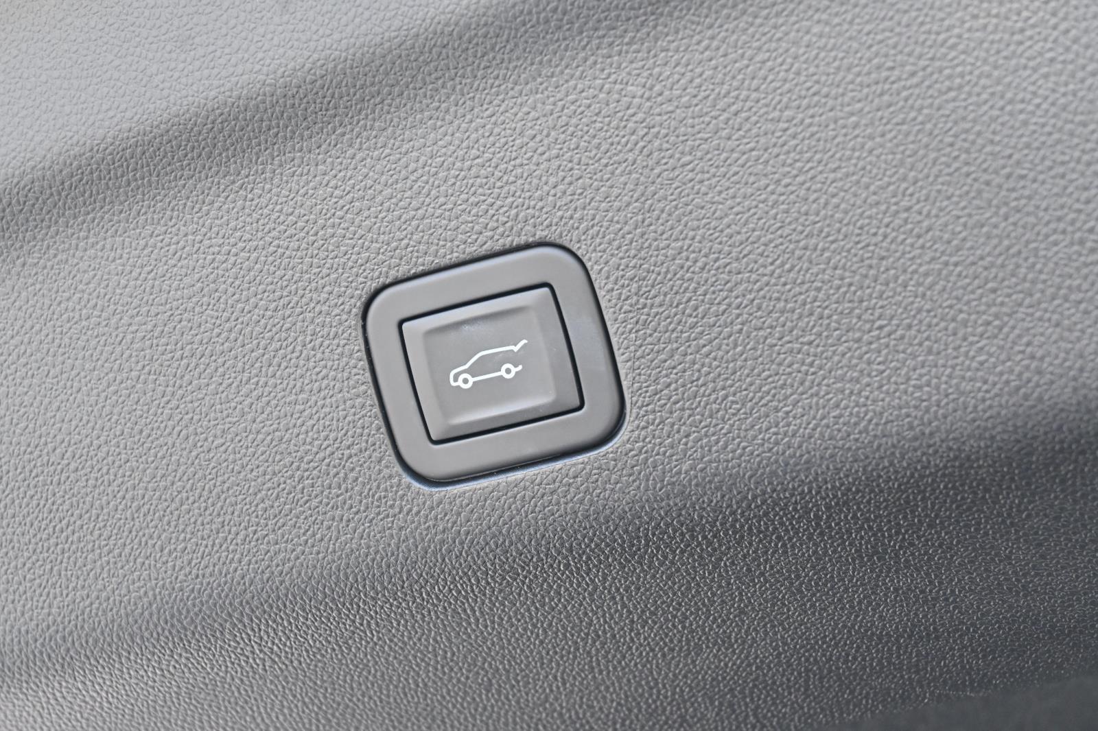 2025 Gmc Yukon XL Denali photo 11