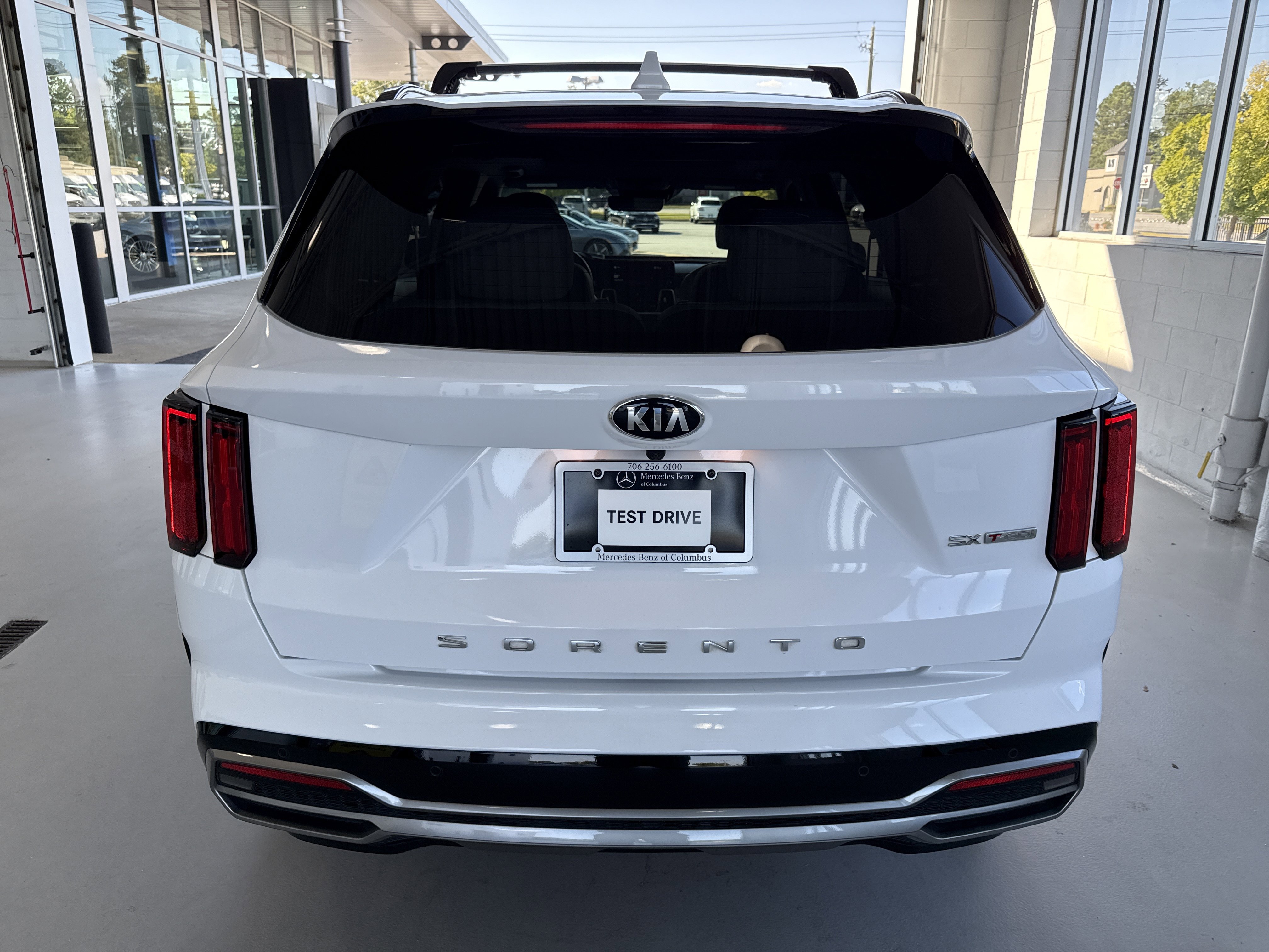 2021 Kia Sorento SX Prestige photo 2