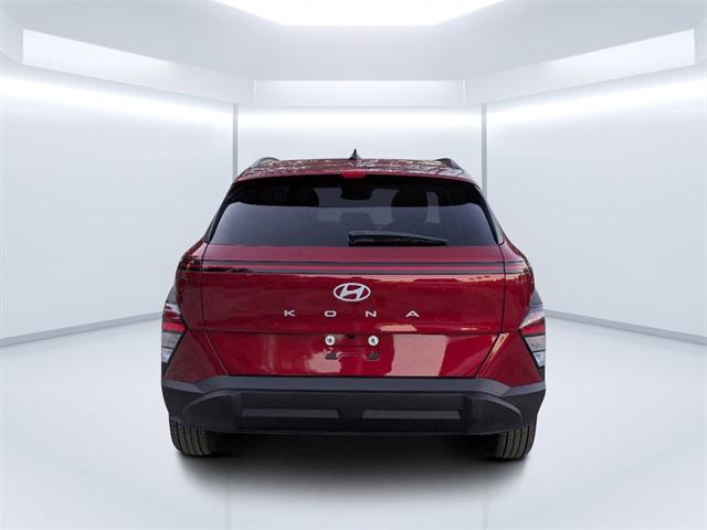 2025 Hyundai Kona SEL photo 4
