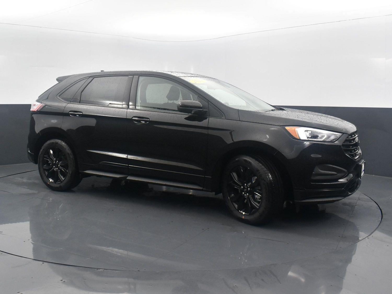 2024 Ford Edge SE photo 3