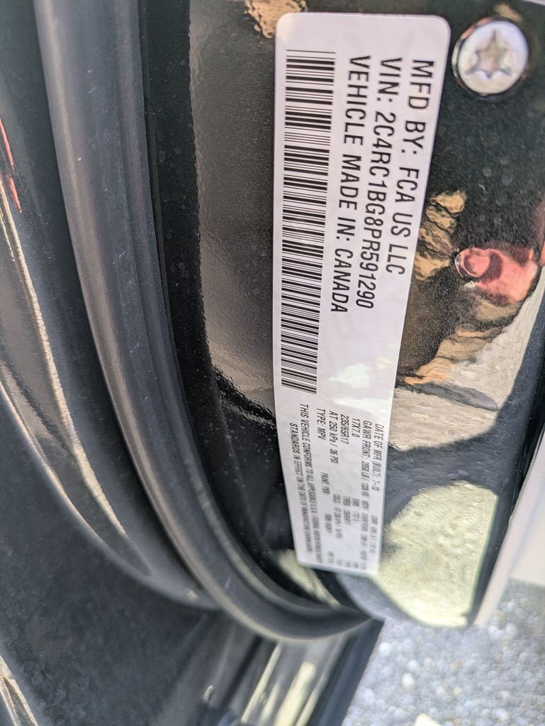 2023 Chrysler Pacifica Touring L photo 5