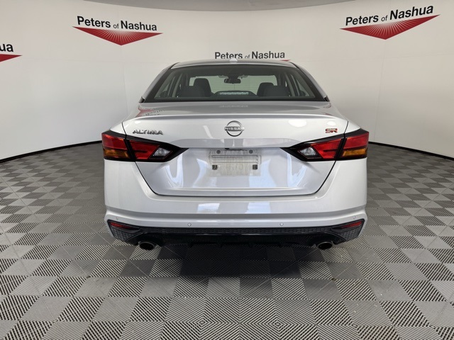 2023 Nissan Altima 2.5 SR photo 4