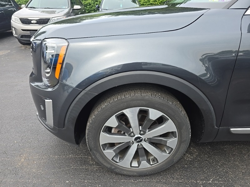 2022 Kia Telluride S photo 9