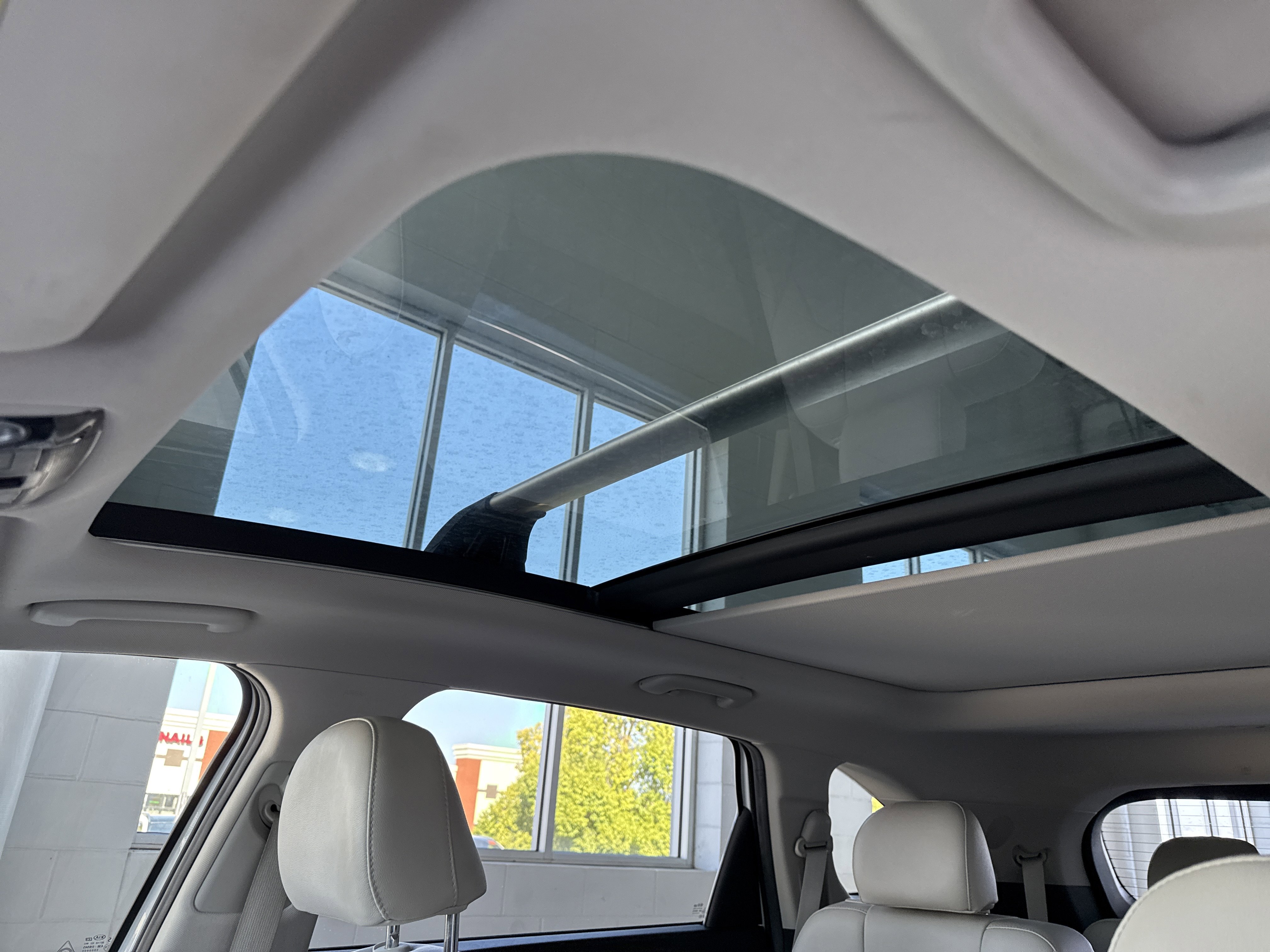 2021 Kia Sorento SX Prestige photo 3