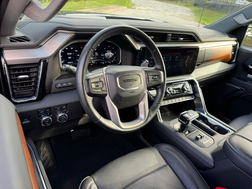 2023 Gmc Sierra 1500 Denali photo 2