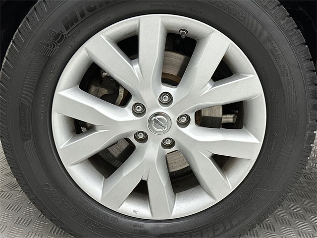 2012 Nissan Murano SV photo 2