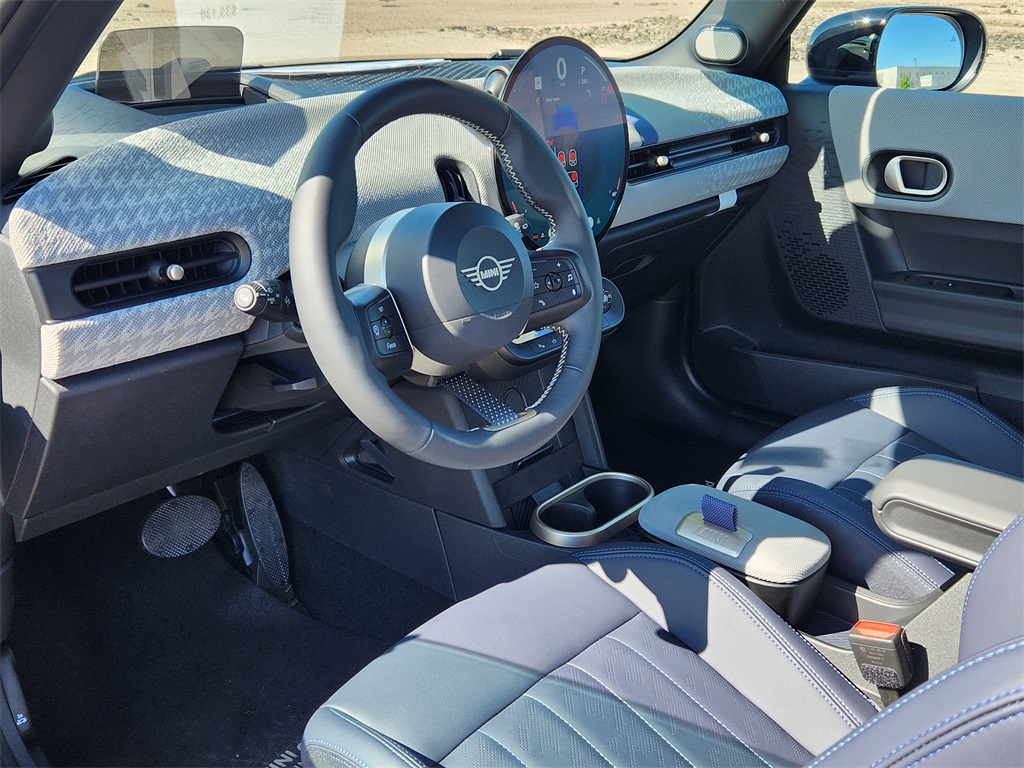 2025 Mini Cooper 2 Door Hardtop photo 7
