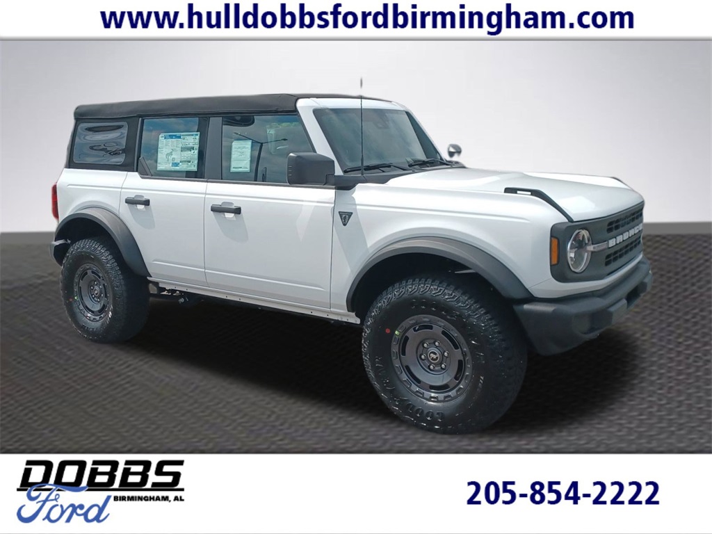 2025 Ford Bronco 4-Door Base's photo
