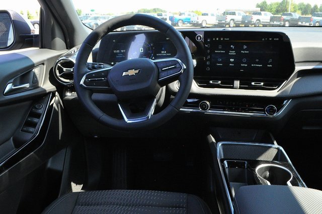 2025 Chevrolet Equinox LT photo 15