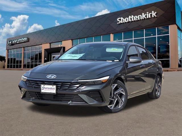 2025 Hyundai Elantra Limited's photo