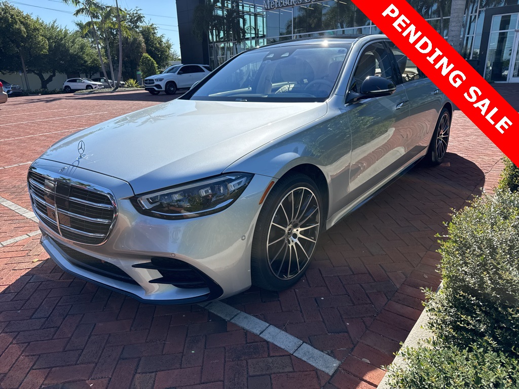 2022 Mercedes Benz S 580 4MATIC photo 2