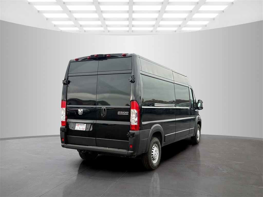 2026 Ram ProMaster 2500 photo 3