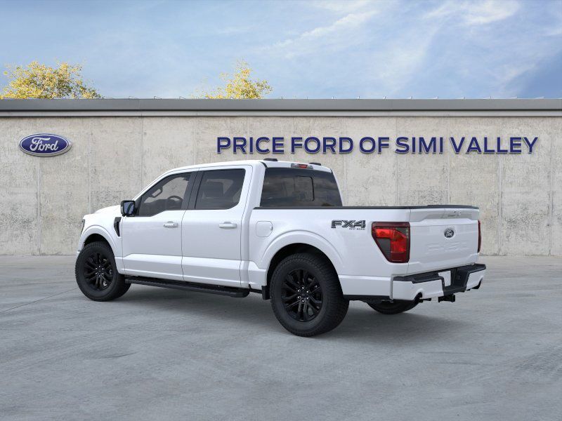 2025 Ford F-150 XLT photo 2