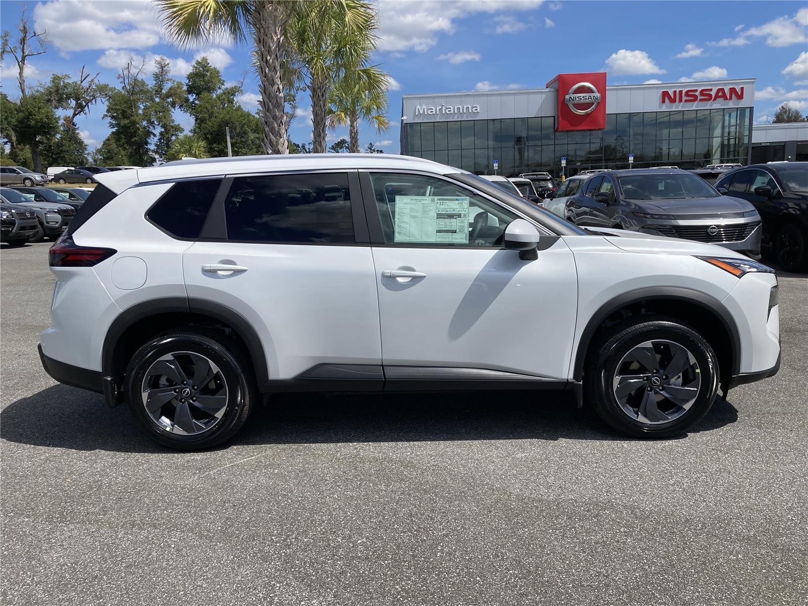 2026 Nissan Rogue SV photo 3