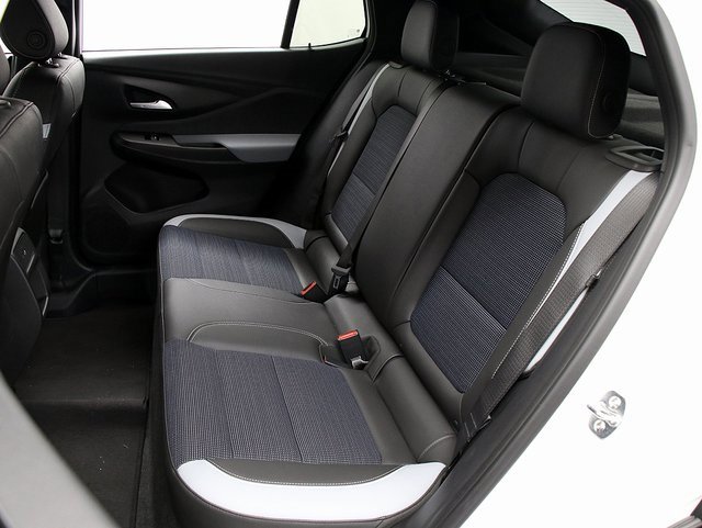 2025 Buick Envista Preferred photo 11